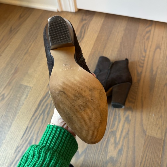 Donald J. Pliner - Brown Suede zip Ankle Boots - Picture 5 of 5